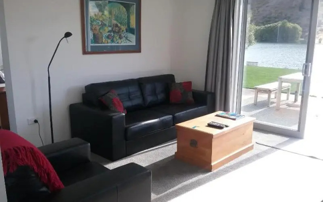 Cromwell Escape – Guest Rooms – Cromwell