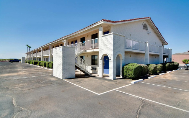 Motel 6 Eloy, AZ - Casa Grande