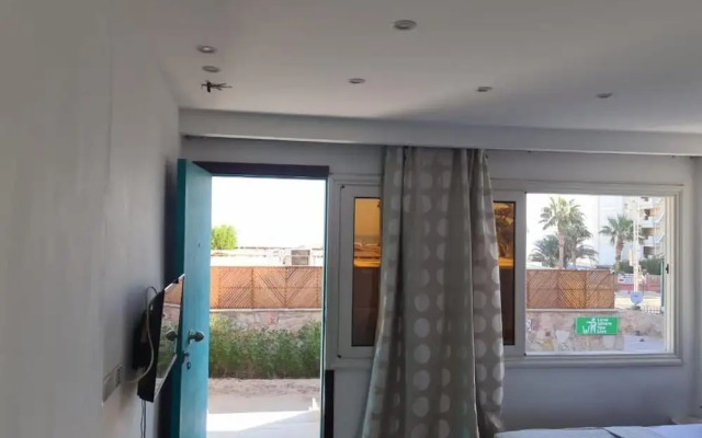 Lilly Rooms and Studios