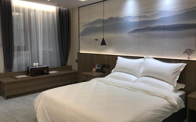 Xinzheng Mo Ran  Hotel