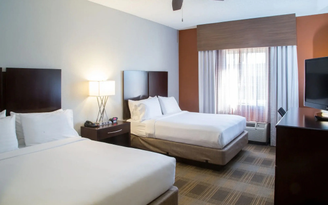 Holiday Inn Express Hotel & Suites Oxford by IHG