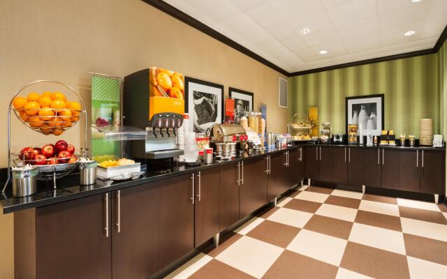Hampton Inn & Suites Houston/League City