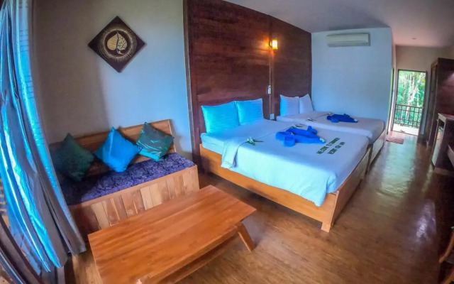 The Cinnamon Art Resort and Spa