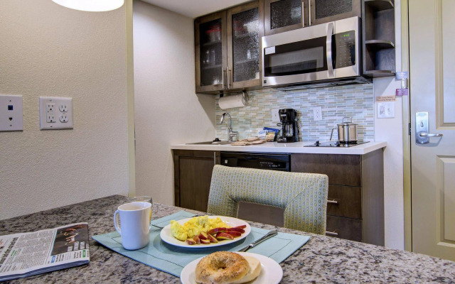 Candlewood Suites Richmond - West Broad by IHG