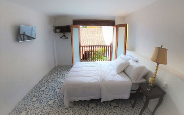 Columbus House Hotel