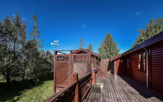 Cottage O12