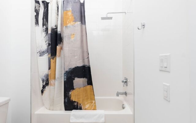 Domio Sylvan Park Vibrant 12BR 3 Houses