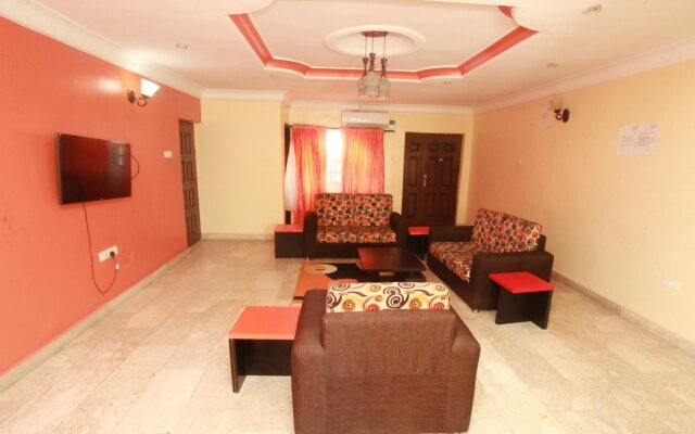 Carleton Hotel & Suites