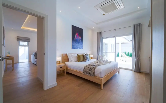 New Modern 3 Bedroom Pool Villa MB3