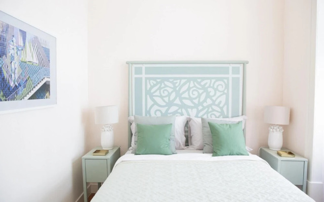 Rent4Rest Lisbon Downtown Designer's Apartment