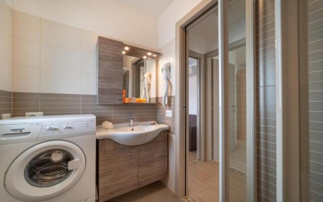 Elegant Residenza Monica Two Bedroom C6 Sleeps 6