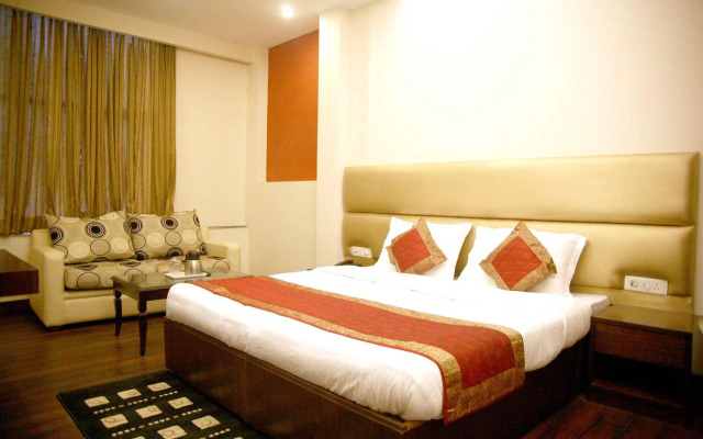 Rupam Hotel