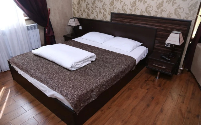 Elite Hotel