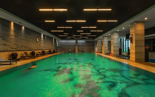 Shenzhen Castle Golf Hotel