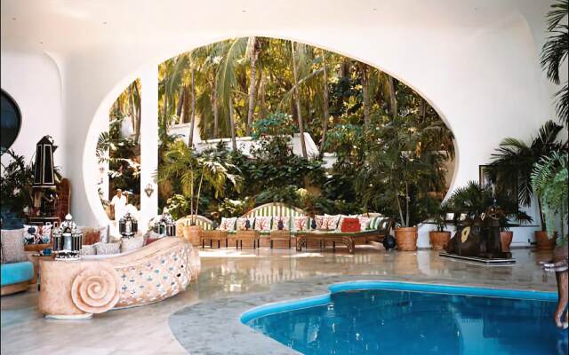 Casa Arabesque