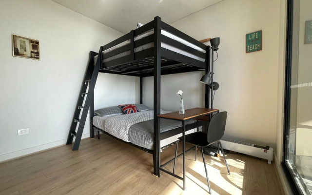 Wentworth Point Oversized balcony view apartment