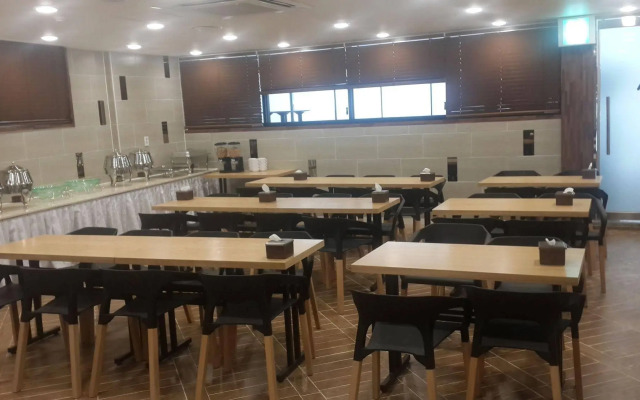 New Suwon Tourist Hotel