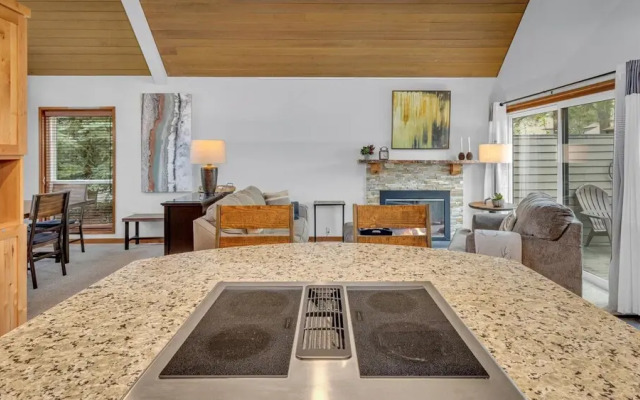 Mt View Lodge - Unit 21