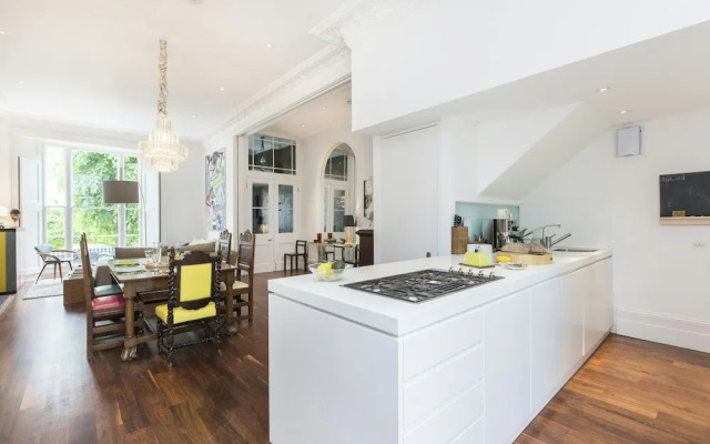 Leamington Road Villas II by Onefinestay