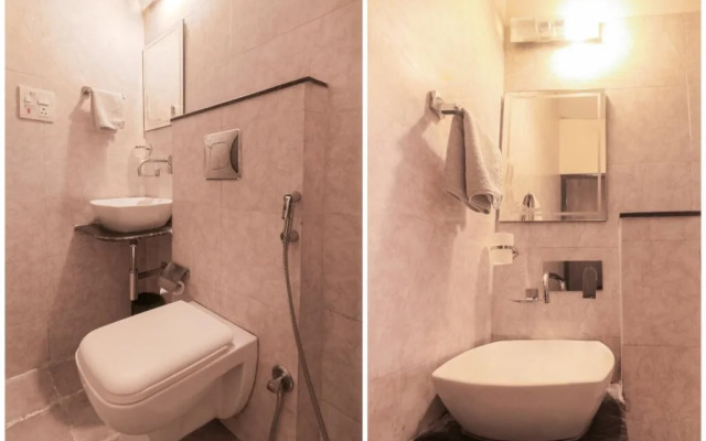 OYO 24808 Padmawati Palace