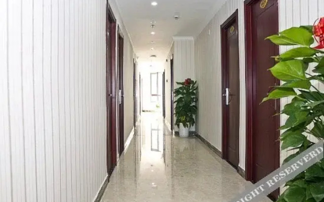 Yajie Chain Hotel