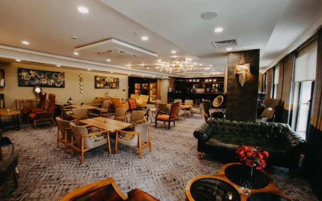 Rua World Hotel