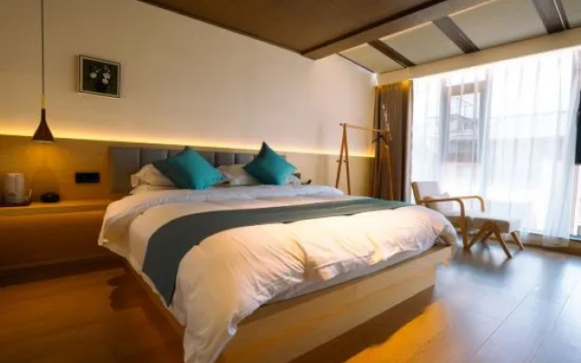Lanxi Garden 360 ° Terrace Snow Mountain View Light Luxury Intelligent Villa – Guest Rooms – Lijiang