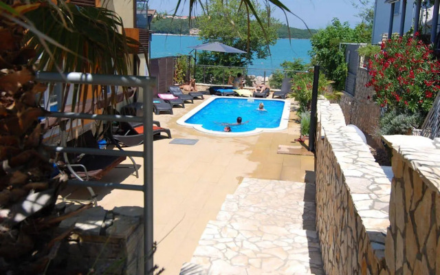 Soline Bay Seashore Residence