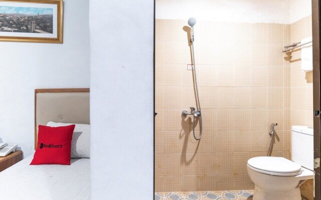 New Residence Mojopahit by RedDoorz