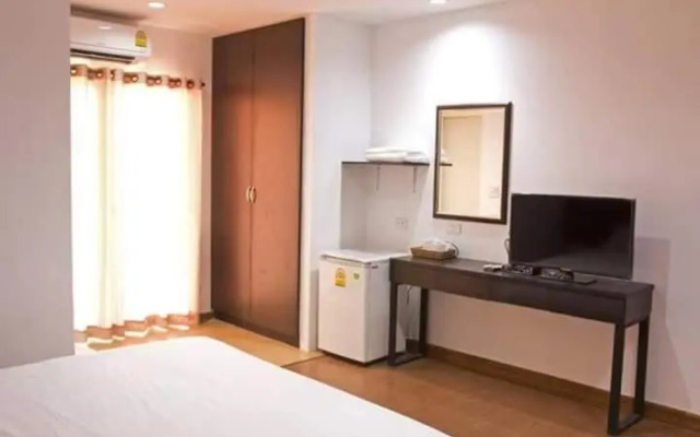 Field Town Apartment