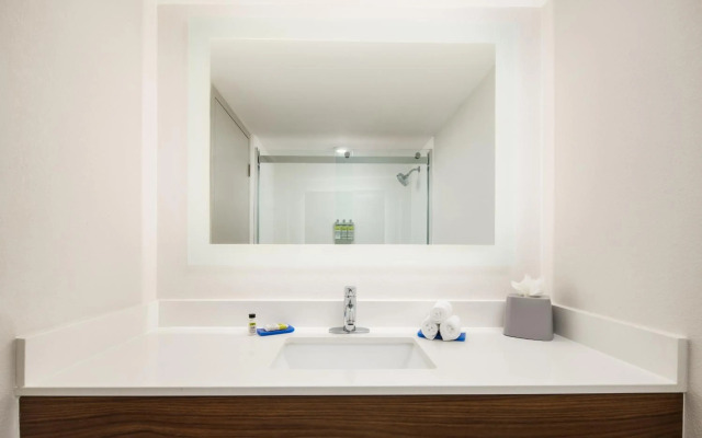Holiday Inn Express & Suites Atlanta - Tucker Northlake by IHG