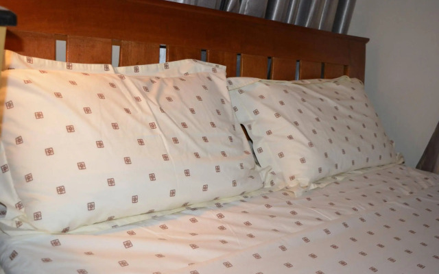 Eron Hotel