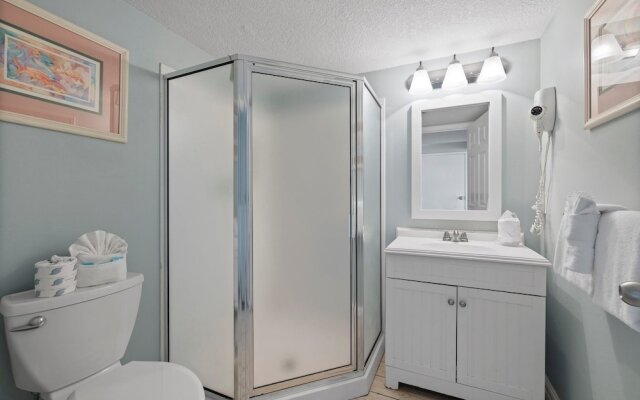 Pelican Beach 2009 1 Bedroom Condo