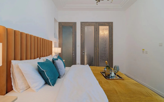 Charming 2BR Flat - Romanian Athenaeum