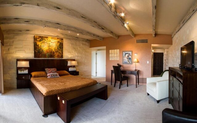 Mission Hill Casitas