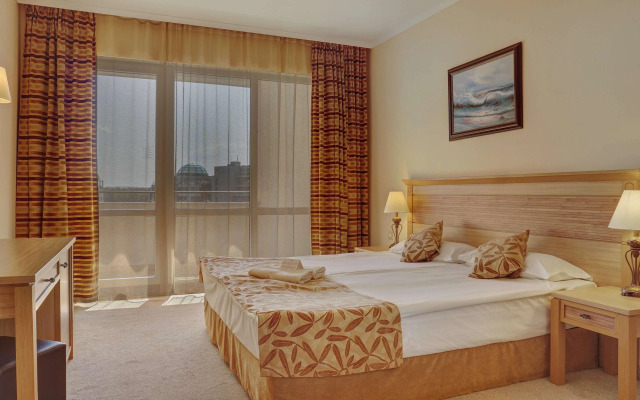 DIT Majestic Beach Resort