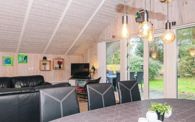 6 Person Holiday Home in Ansager