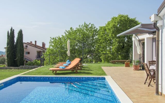 Wonderful, Modern Villa With Pool, Whirlpool and Garden, Near Rovinj