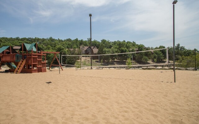 Paradise Lodge 2 Bedroom Home by RedAwning