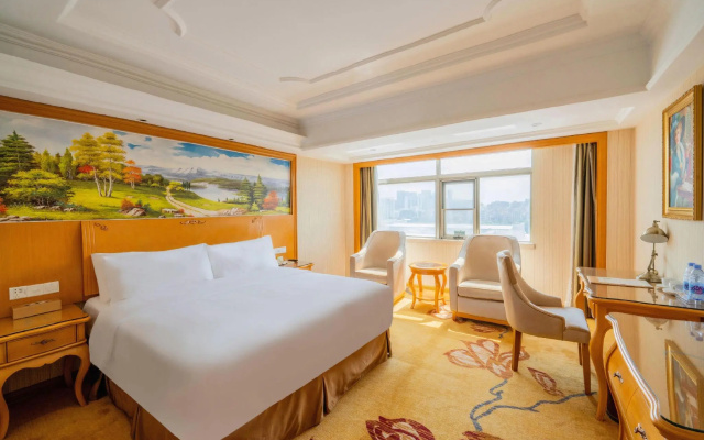 Vienna International Hotel Shenzhen Fuyong Exhibition Center Branch – Guest Rooms – Shenzhen