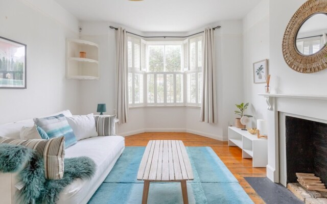 Serene & Stylish 1BD Flat - Tooting Bec!