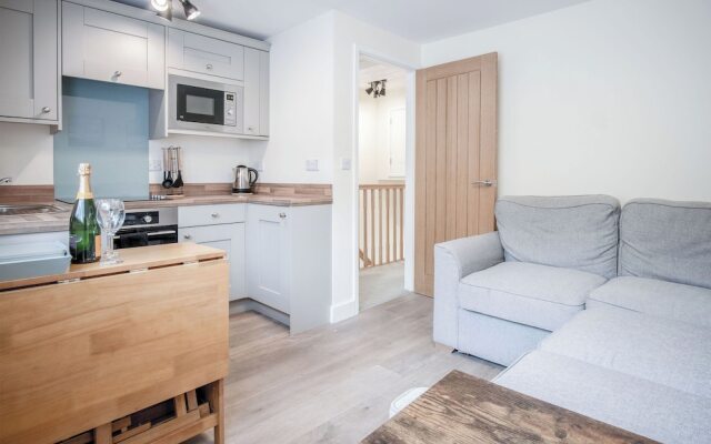 Dolphin - 2 Bedroom Apartment - Saundersfoot