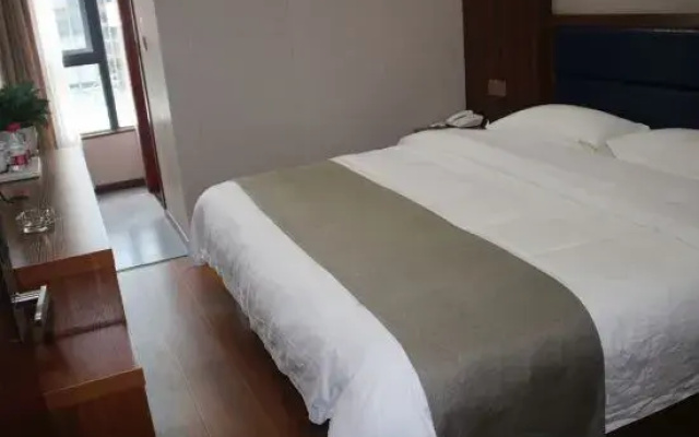 Renhuai Shengshi Chain Hotel