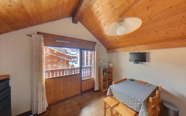 MA473 - Studio 4 Pers centre Carroz