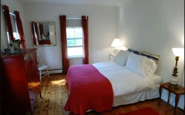 Arbor Bed & Breakfast