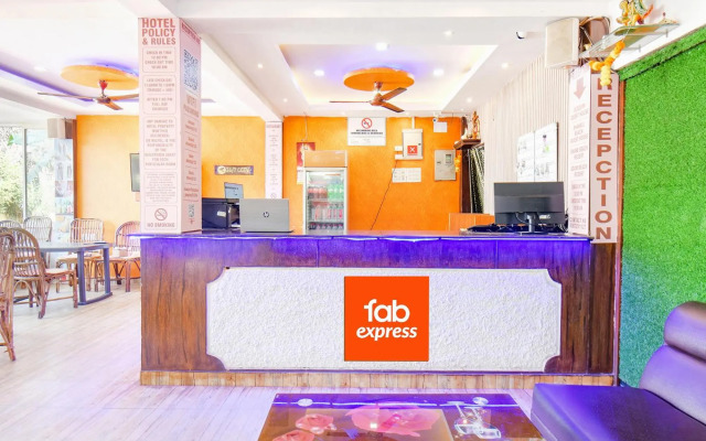 POP 70358 Shanel Beachside Resort By Joaquim