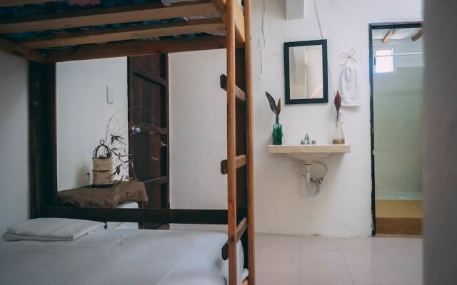 Malinche Hostel and Apartments