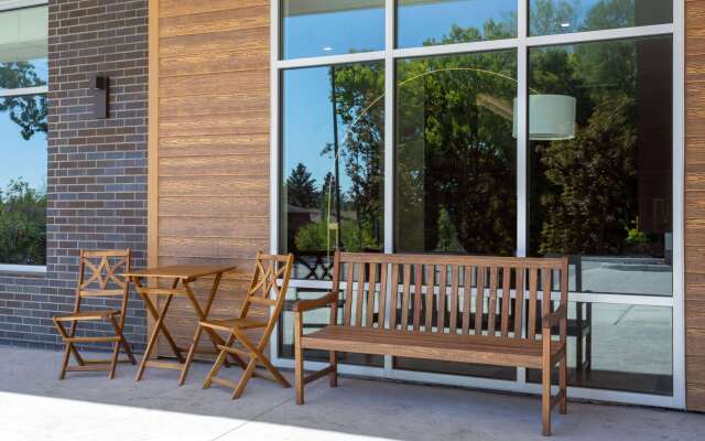 Baymont Inn & Suites by Wyndham Madison