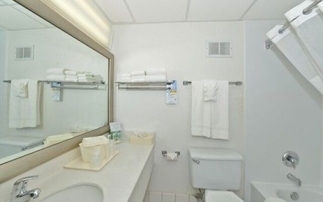 Quality Inn & Suites Event Center