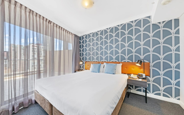 KOZYGURU Sydney CBD Lovely 2 Bedroom APT with Amazing City View NHA653 – Guest Rooms – Sydney